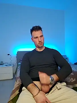 Snapshot of mrlyuis chatting on January 5, 2026, 5:27 pm mrlyuis online show from January 5, 2026, 5:27 pm