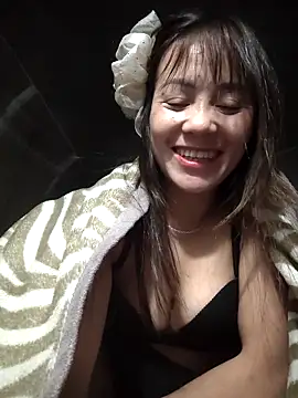 TinTim02 online show from December 16, 2025, 10:47 pm