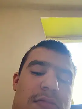 pussyhunter323557 online show from October 31, 2025, 10:01 am