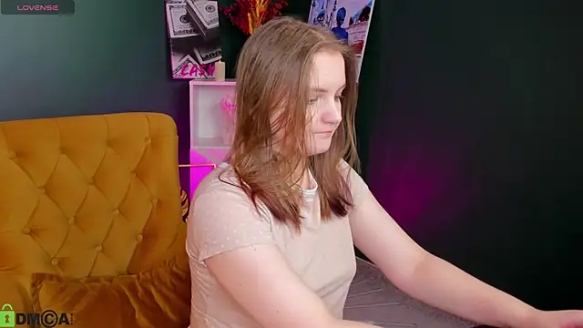 Solefreee online show from October 14, 2025, 3:07 am