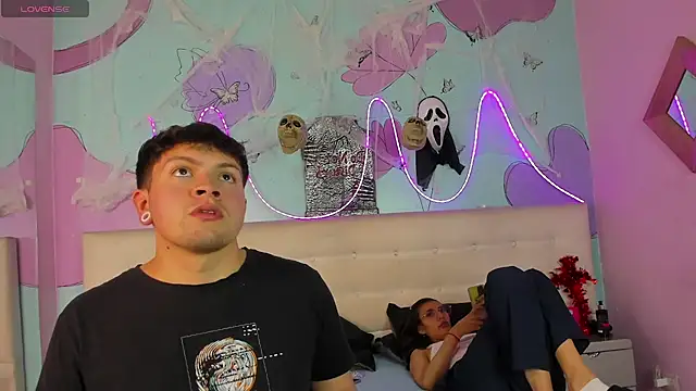 Ethan N Abby online show from October 23, 2025, 3:27 am