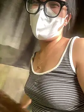 bunny b4nny online show from September 19, 2025, 7:45 am