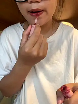 bunny b4nny online show from September 30, 2025, 9:15 am