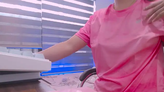 bunny b4nny online show from October 11, 2025, 6:14 am