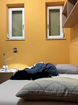 Raveman online show from October 10, 2025, 7:47 pm