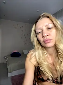 Bellissa  online show from November 16, 2025, 7:24 am