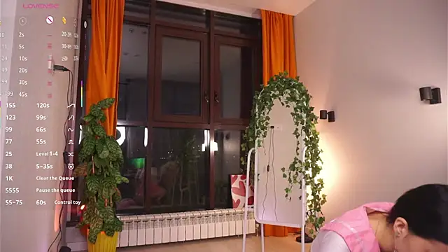 FrankForss online show from December 3, 2025, 4:24 am