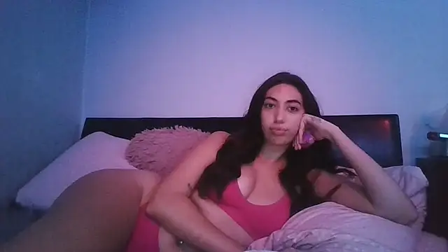 Snapshot of Miss_lunaxx chatting on September 23, 2025, 11:56 pm Miss lunaxx online show from September 23, 2025, 11:56 pm