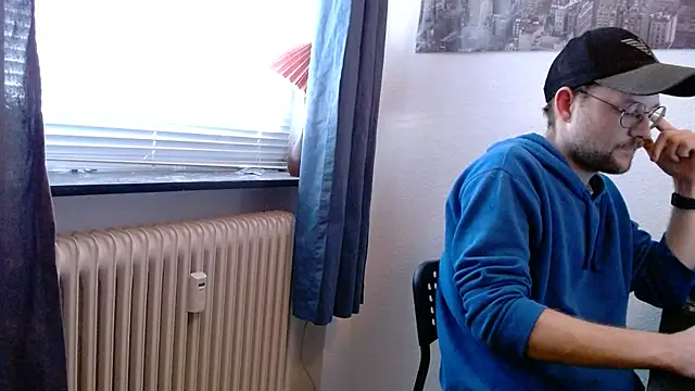 ChefDeLust online show from October 24, 2025, 2:05 pm