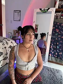 lilitth777 online show from January 16, 2026, 7:18 pm