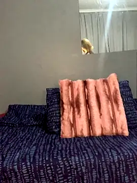 Lady-Amina online show from November 9, 2025, 5:28 pm