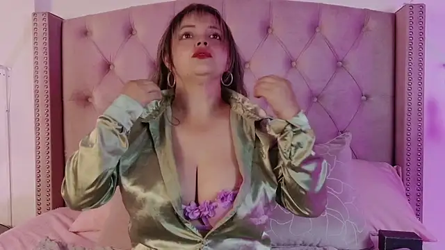 vintoria cherry online show from January 7, 2026, 11:26 am