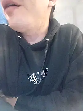 Snapshot of Max_Walker3 chatting on October 28, 2025, 1:54 pm Max Walker3 online show from October 28, 2025, 1:54 pm