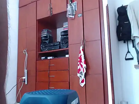 Diego  Barbarie   online show from October 26, 2025, 3:34 pm