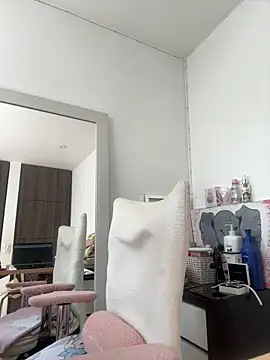 Snapshot of Victoria_alson chatting on February 4, 2026, 2:12 pm Victoria alson online show from February 4, 2026, 2:12 pm