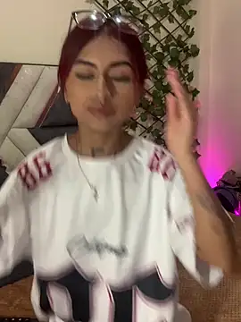 Dirty isabella18 online show from December 20, 2025, 8:01 pm