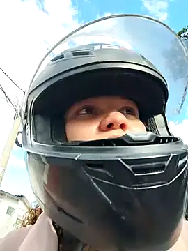 SirenRouge 69 online show from November 26, 2025, 8:20 pm