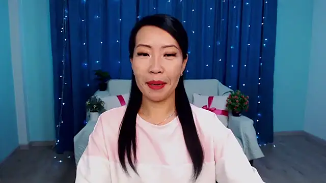 Snapshot of LiaPak chatting on September 8, 2025, 11:59 pm LiaPak online show from September 8, 2025, 11:59 pm