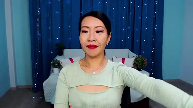 Snapshot of LiaPak chatting on September 10, 2025, 11:59 pm LiaPak online show from September 10, 2025, 11:59 pm