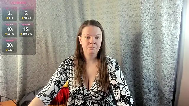 MiaLores online show from March 8, 2026, 9:23 am