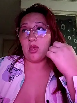 fieryluciana online show from October 9, 2025, 1:50 am