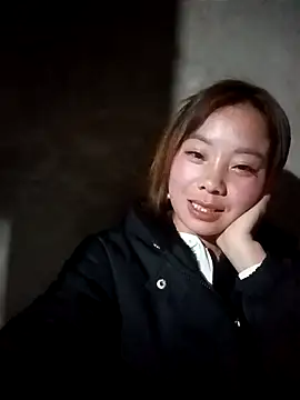 milo123-xx online show from November 28, 2025, 2:28 pm