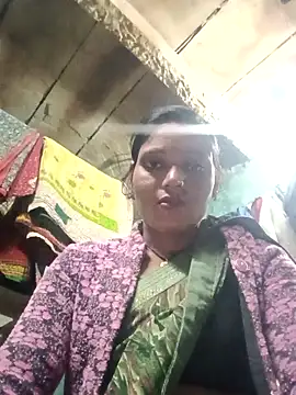 Dikchahot online show from November 22, 2025, 1:43 pm