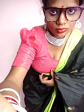 Mohini Josh069 online show from November 15, 2025, 4:00 pm