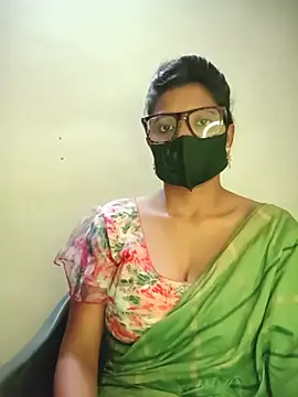 Mohini Josh069 online show from July 3, 2026, 1:28 pm