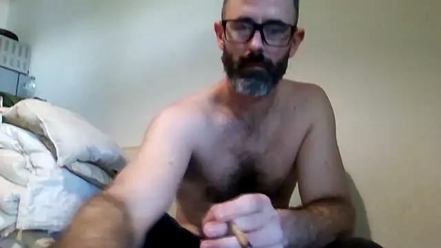 Snapshot of whatYwantMorrre chatting on October 4, 2025, 2:18 pm whatYwantMorrre online show from October 4, 2025, 2:18 pm