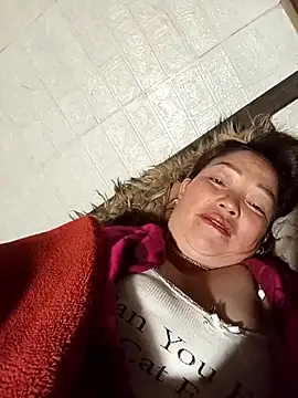 Snapshot of _Helala_ chatting on November 27, 2025, 3:23 pm Helala online show from November 27, 2025, 3:23 pm