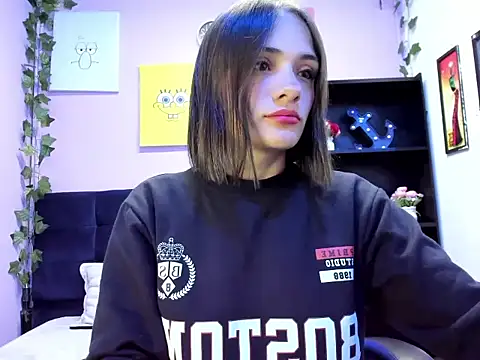 Tammy Thompson  online show from September 18, 2025, 1:47 pm