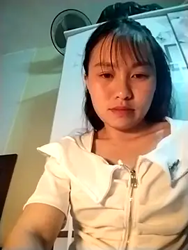   Sasulq   online show from September 18, 2025, 3:59 pm