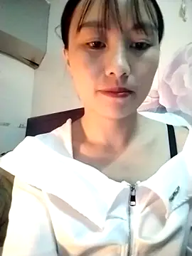   Sasulq   online show from September 19, 2025, 8:07 am