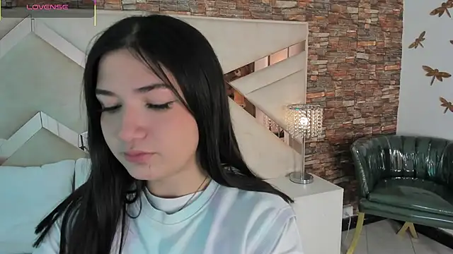 Valery Brand online show from November 26, 2025, 1:44 pm