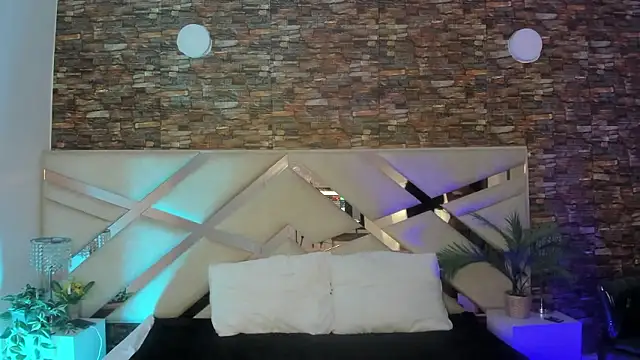 Valery Brand online show from January 8, 2026, 12:33 pm