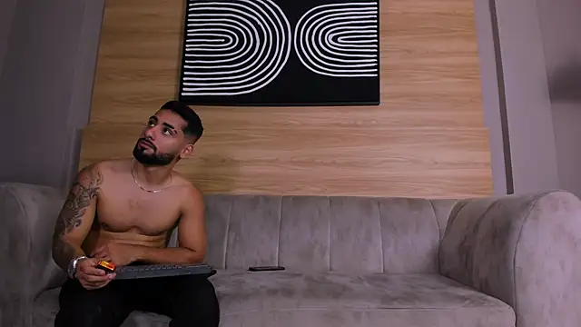 mike friends online show from October 24, 2025, 1:15 am