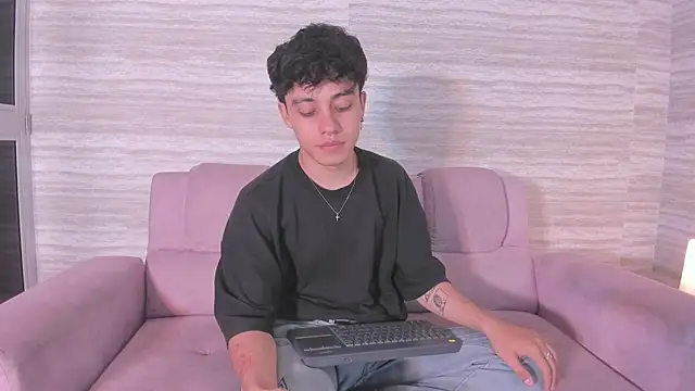 Snapshot of Dani_rivass chatting on February 2, 2026, 11:42 am Dani rivass online show from February 2, 2026, 11:42 am