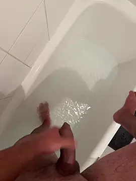 julienCr7 online show from October 10, 2025, 4:19 pm