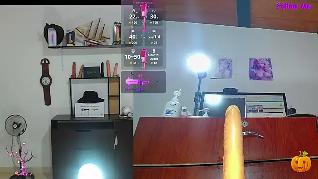 Snapshot of keily__funny chatting on October 31, 2025, 12:02 pm keily funny online show from October 31, 2025, 12:02 pm