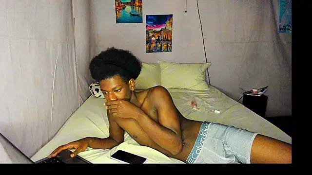 SpicyLolaX NightDrip online show from September 23, 2025, 4:41 am