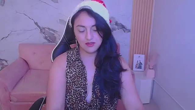 tamara ch1 online show from December 22, 2025, 3:28 am