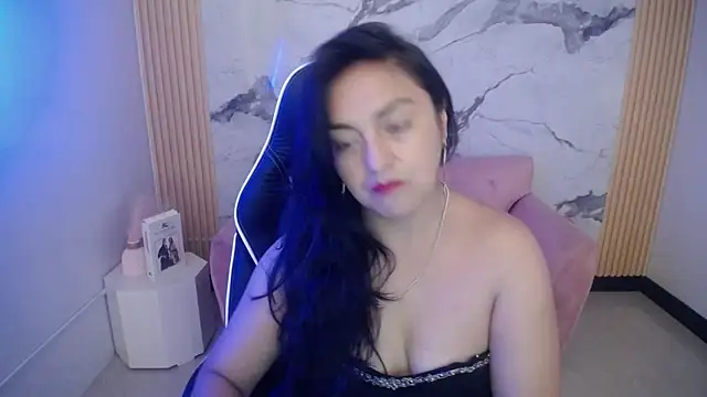 tamara ch1 online show from November 24, 2025, 3:39 am