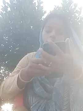 Sheema thakur online show from October 18, 2025, 1:29 am