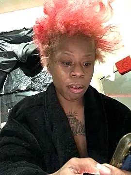 Tishrella6 online show from December 21, 2025, 4:25 am