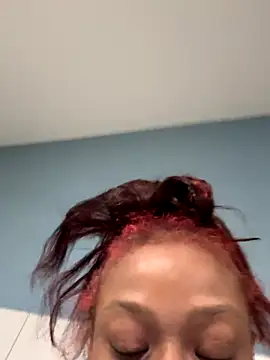 Tishrella6 online show from November 29, 2025, 9:15 pm