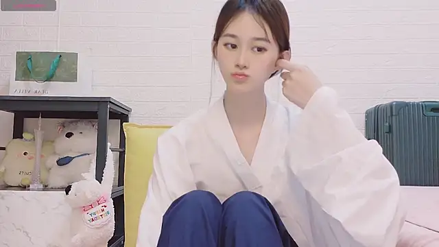 marina-cutegirll online show from October 2, 2025, 11:57 am