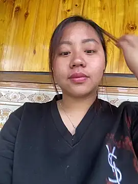 maianhcute online show from April 5, 2026, 1:23 am