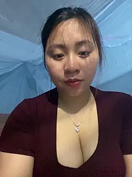 maianhcute online show from March 20, 2026, 2:29 pm