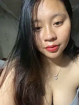 maianhcute online show from October 4, 2025, 2:40 pm